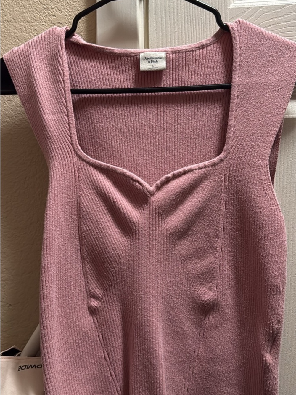Abercrombie & Fitch Dusty Rose Ribbed Tank Crop Top